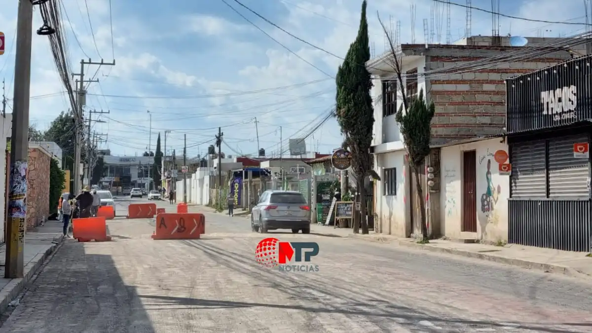 Reabren la calle de los socavones en San Andrés Cholula, así quedó