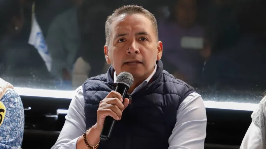 Batalla por PAN Puebla: Tlatehui acusa a grupo de Eduardo Rivera de condicionar comités municipales