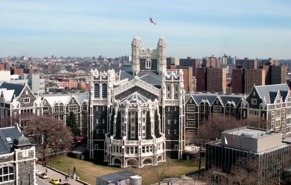 Armenta firma convenio con la Universidad de Nueva York para intercambiamos estudiantiles