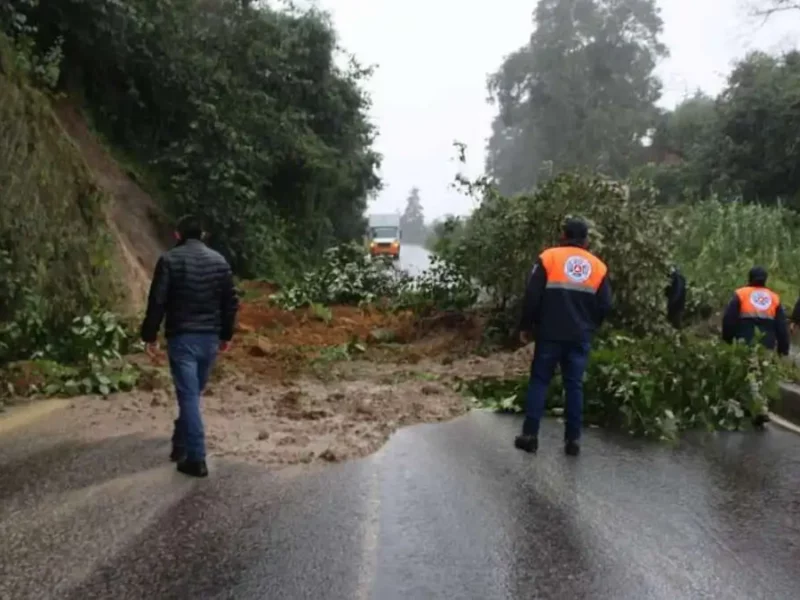 Cierran parcialmente estas carreteras en Puebla por deslaves tras lluvias