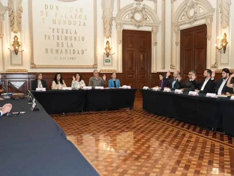 Instalan comisión de entrega-recepción en Ayuntamiento de Puebla