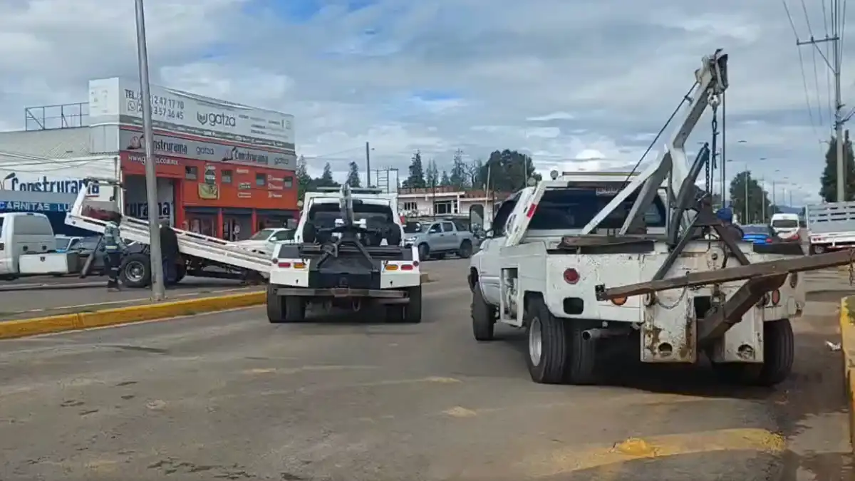 Grúas Cronos acusa robo de autopartes en corralón de Cholula, gobernado por Angon