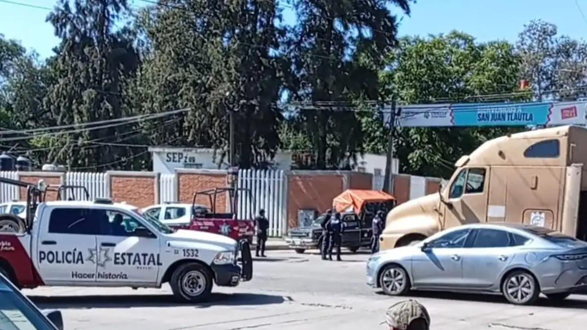 Intentan linchar a conserje de primaria por abuso sexual a dos alumnas en Cholula