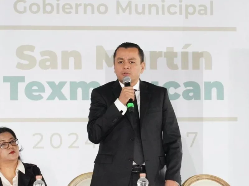 Juan Manuel Alonso promete tranquilidad en Texmelucan, en toma de protesta