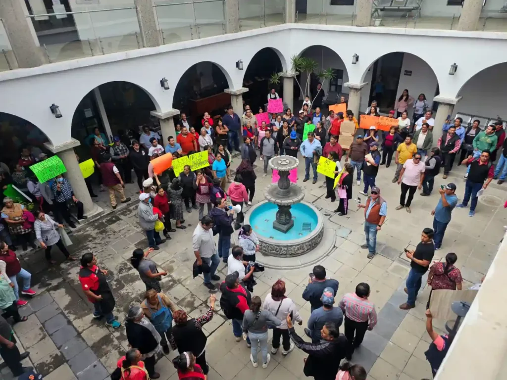 Una semana de protestas contra Paola Angon