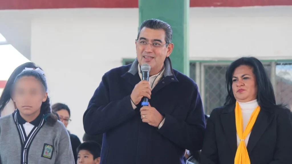 “No dejarse llevar por las pasiones”: gobernador, tras intento de linchamiento a conserje en Cholula