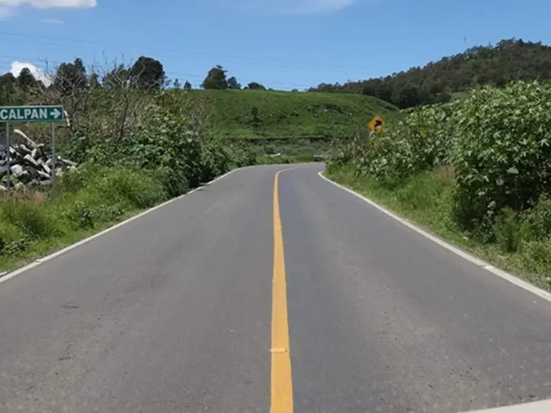 Sergio Salomón rehabilita ruta de evacuación del Popocatépetl en Nealtican y Calpan