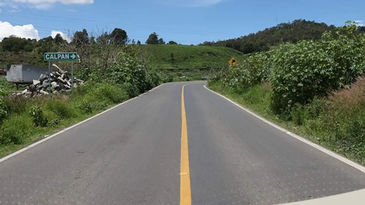 Sergio Salomón rehabilita ruta de evacuación del Popocatépetl en Nealtican y Calpan