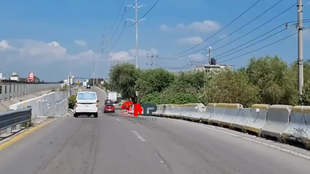 ¡Tómalo en cuenta! Continúa cerrada la gaza de incorporación al bulevar Aeropuerto en Huejotzingo