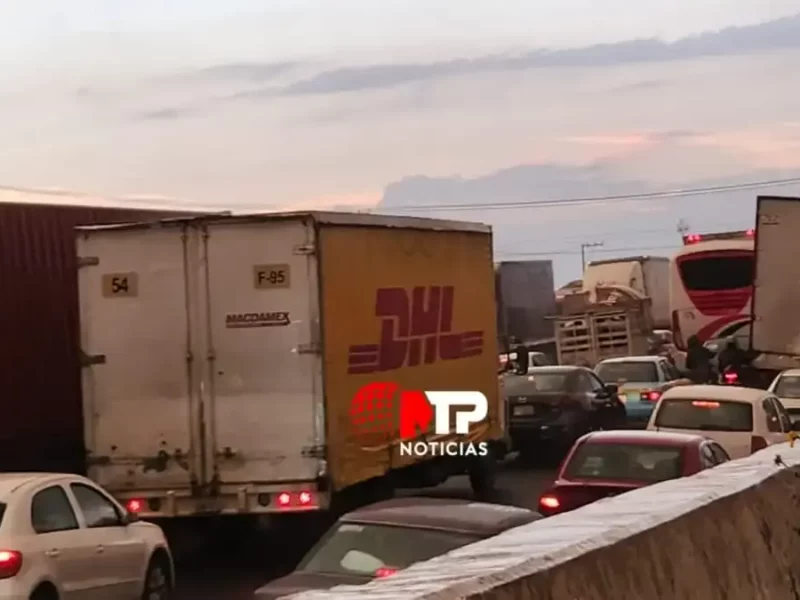 Cerrarán diez horas diarias un carril de la Puebla-Orizaba