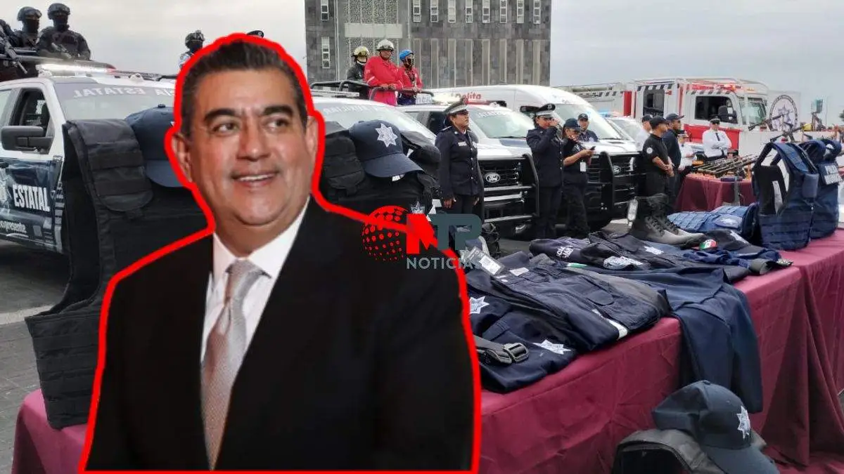 Entrega Sergio Salomón 100 patrullas a policías estatales y dona 850 a municipios