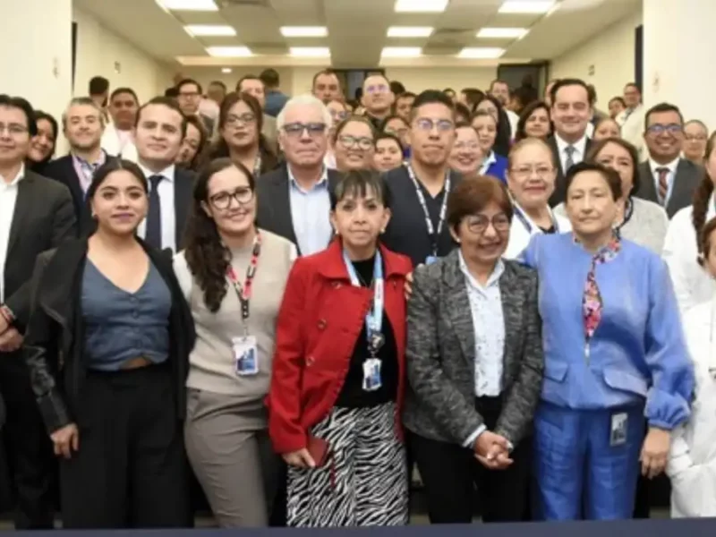 Lilia Cedillo celebra logros del Hospital Universitario de Puebla