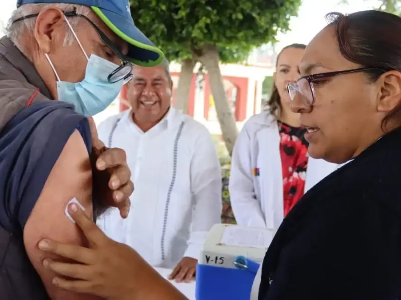 Severiano de la Rosa realiza con éxito 'Primera Jornada de Salud en Amozoc'