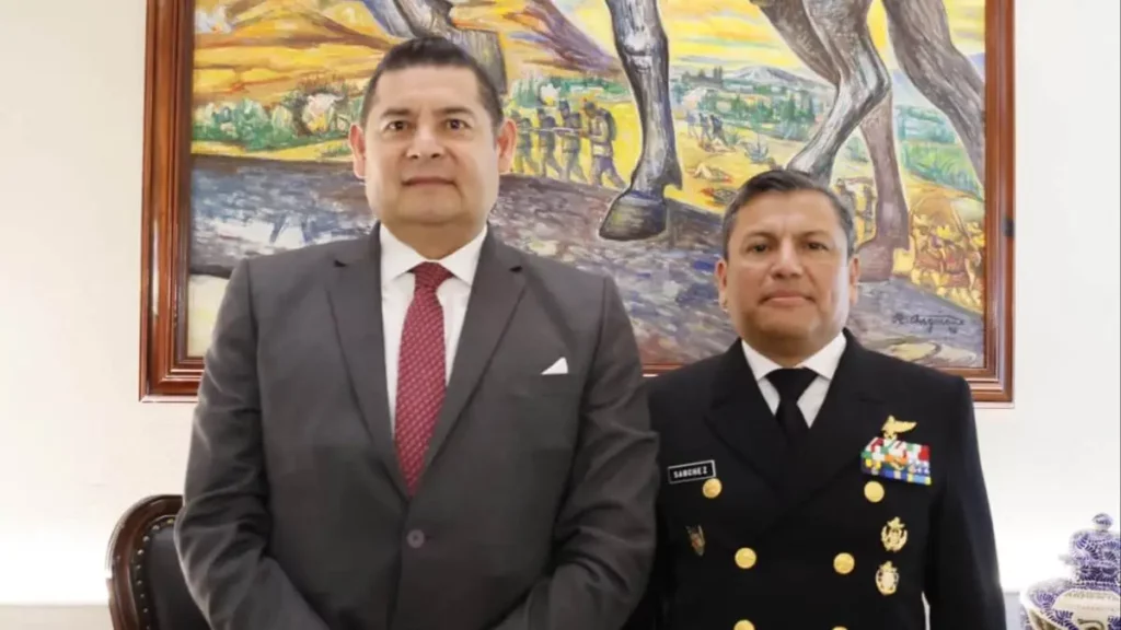 Francisco Sánchez González, vicealmirante de la Marina, es el secretario de Seguridad de Armenta