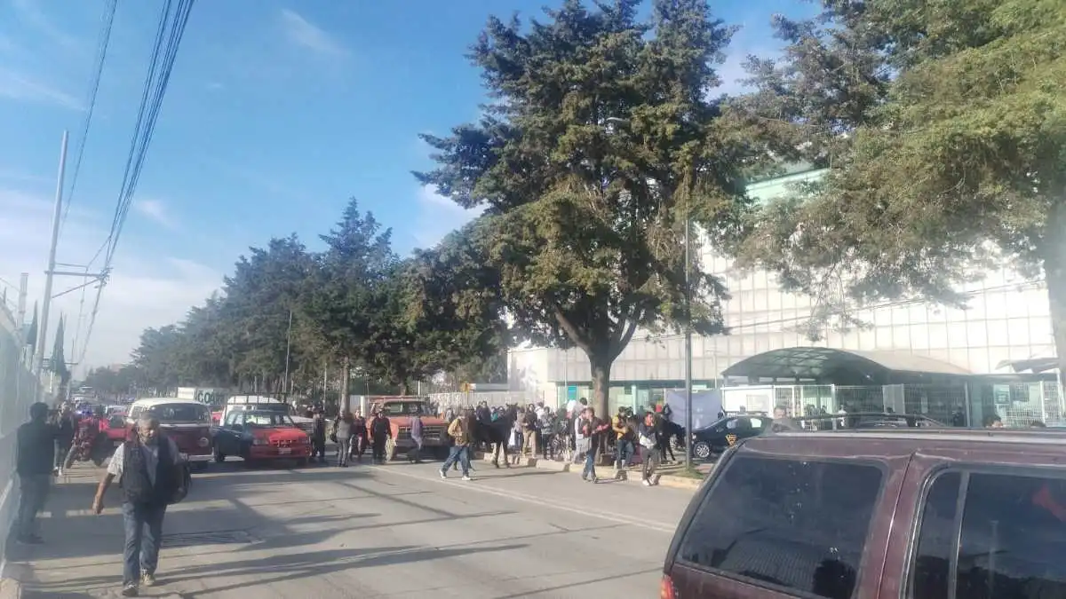 ¡Precaución! Ejidatarios de San José Zetina bloquean la 11 Sur en Puebla, ¿qué exigen?