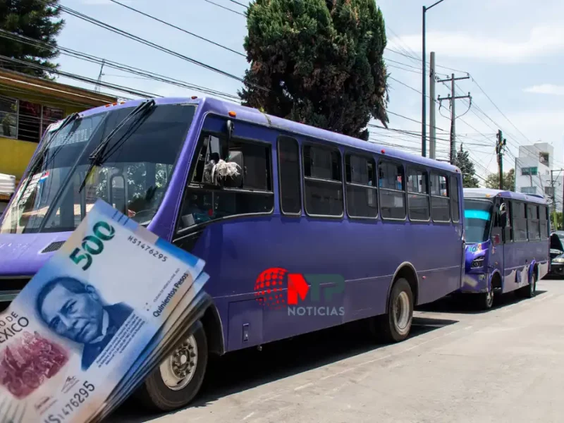 Dan nuevo plazo a transportistas para decidir si hay alza al pasaje en Puebla