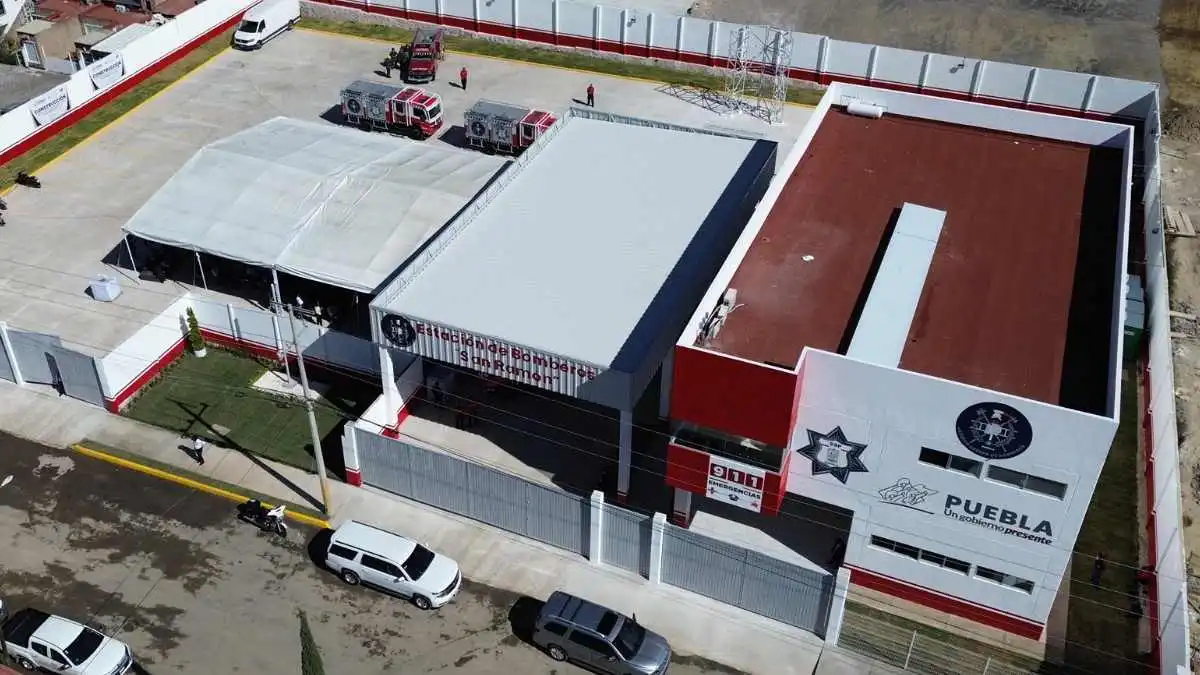 Sergio Salomón inaugura estación de bomberos en San Ramón, Puebla, con 42 MDP