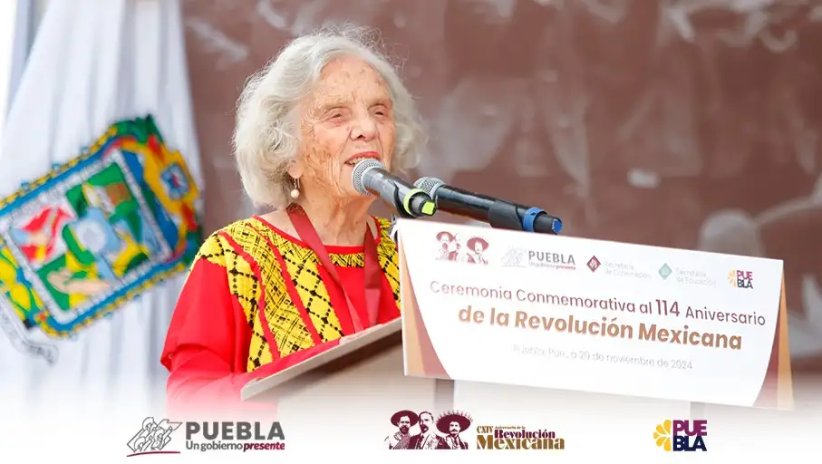 Sergio Salomón entrega medalla 'Carmen Serdán' a Elena Poniatowska la “adelita contemporánea”