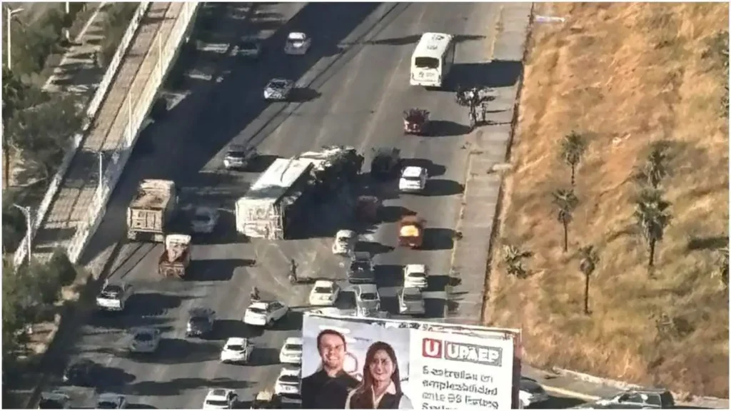 Accidentes en Puebla: tráiler volcado en la Atlixcáyotl y choques en estos puntos