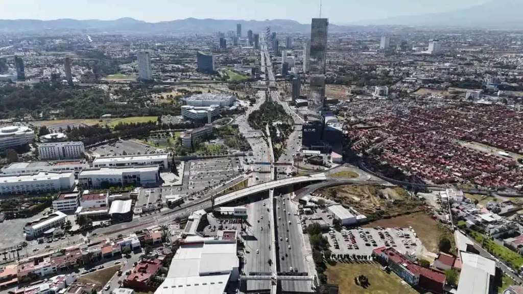 ¡Adiós tráfico! Inaugura Sergio Salomón el Viaducto Atlixcáyotl