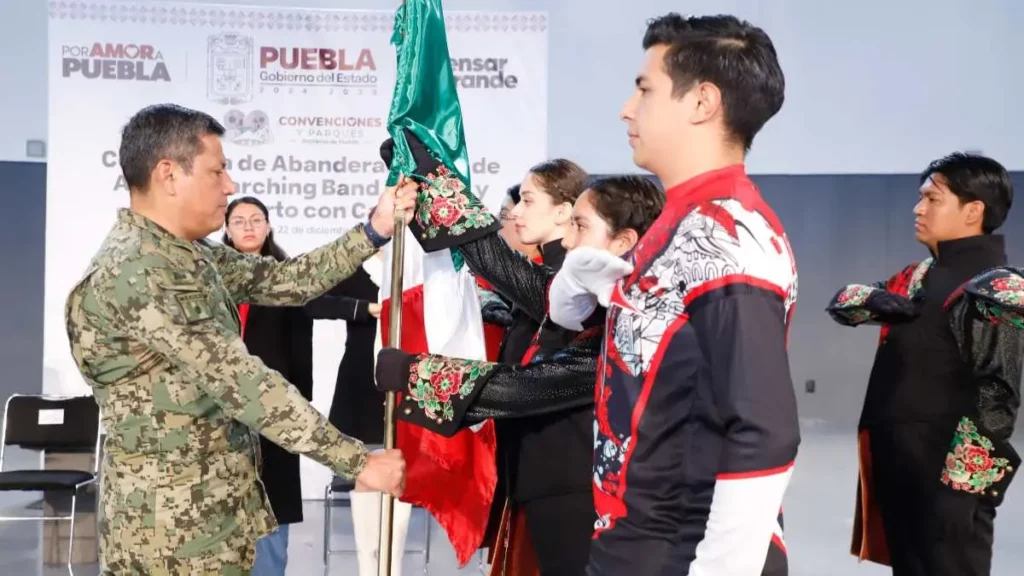 Gobierno de Armenta abandera a jóvenes de 'All Star Marching Band', representarán a Puebla