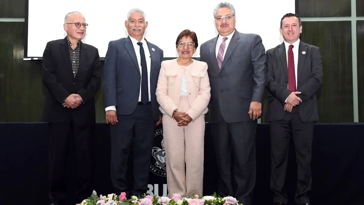 Lilia Cedillo resalta logros de la Facultad de Ingeniería de la BUAP