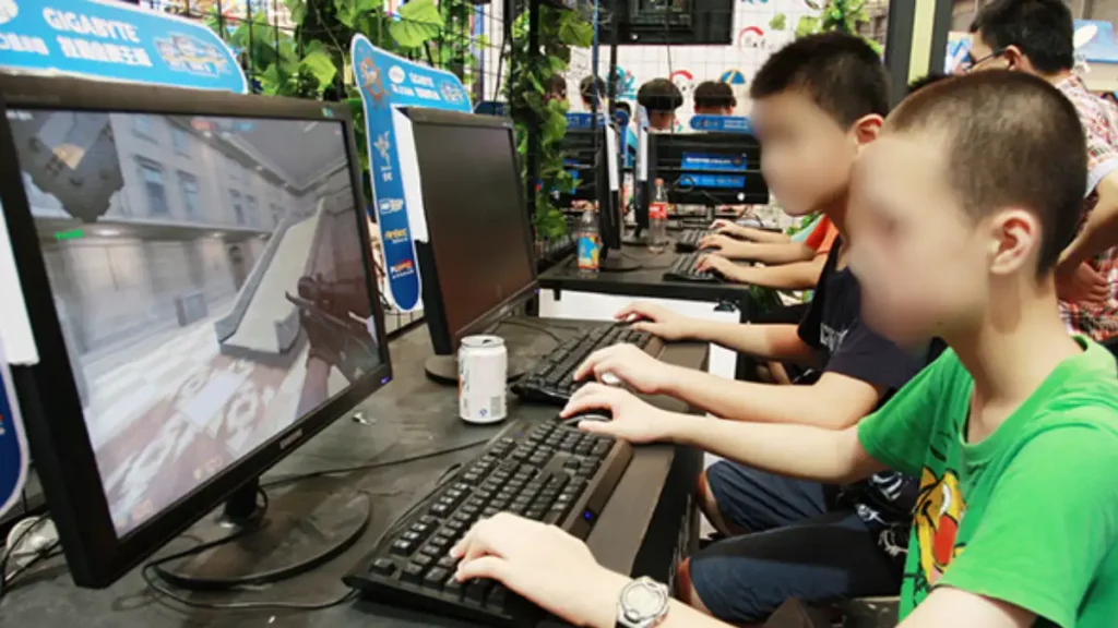 China limita tiempo de videojuegos: menores jugarán 15 horas al mes