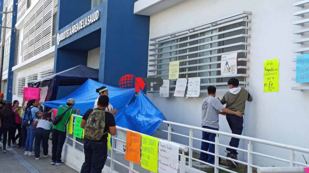 Medicina, Estomatología y Enfermería, primeros en regresar a clases en la BUAP