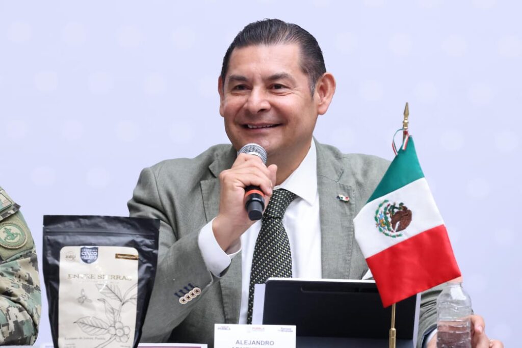 Puebla avanza hacia la soberanía tecnológica con visión humanista: Armenta