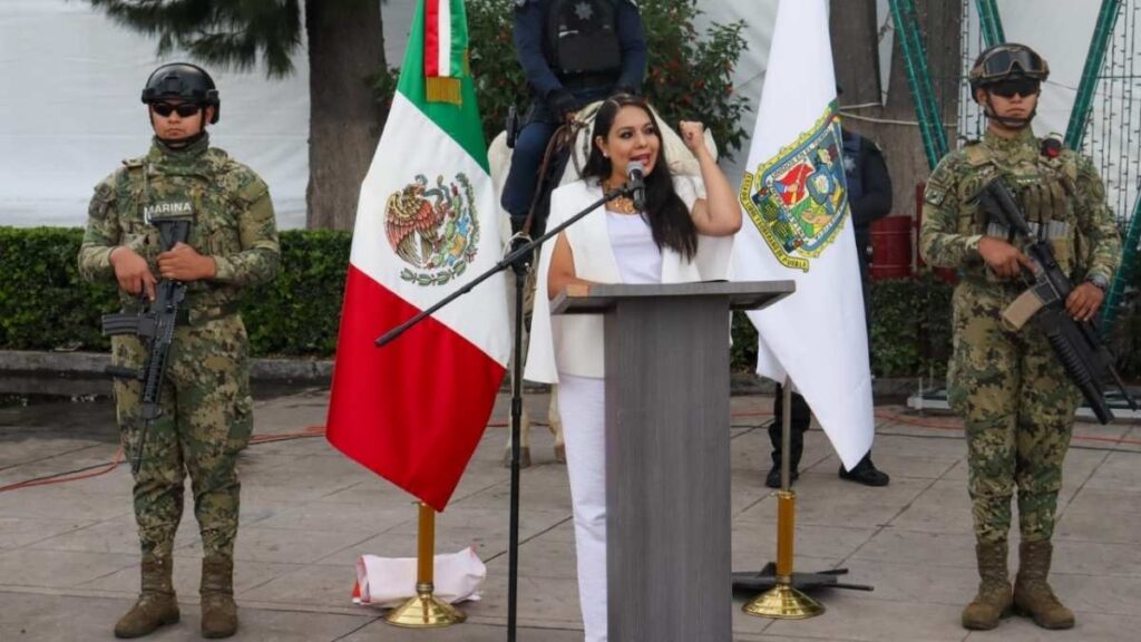 Tonantzin Fernández encabeza festejos patrios en San Pedro Cholula