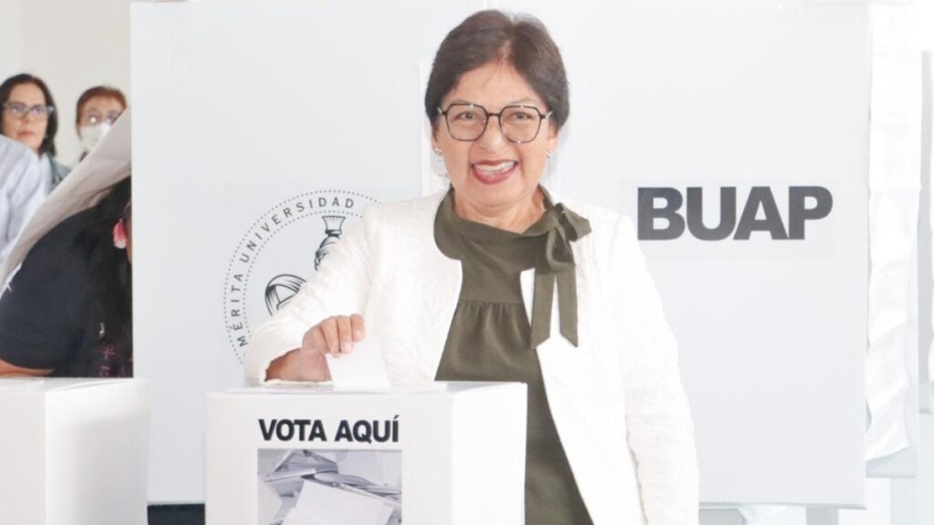 ¡Oficial! Inicia segundo rectorado de Lilia Cedillo en la BUAP