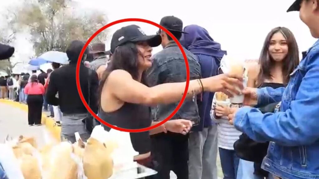 ‘La Bonita’ Sánchez reparte tamales entre fans de Calvin Harris